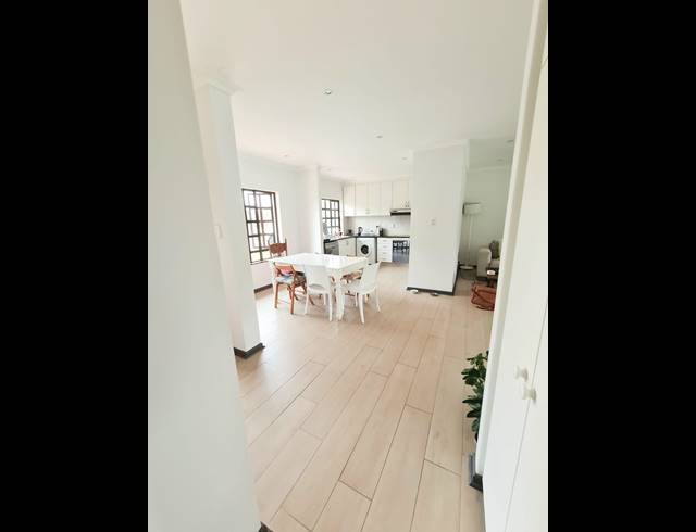 3 BEDROOM FREEHOLD SOLD IN CLIFTON HILL ESTATE